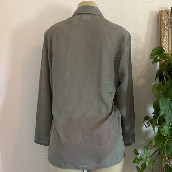 Blouse Villager a Liz Claiborne Company Green Polyester Embroidery floral design - Picture 5 of 10